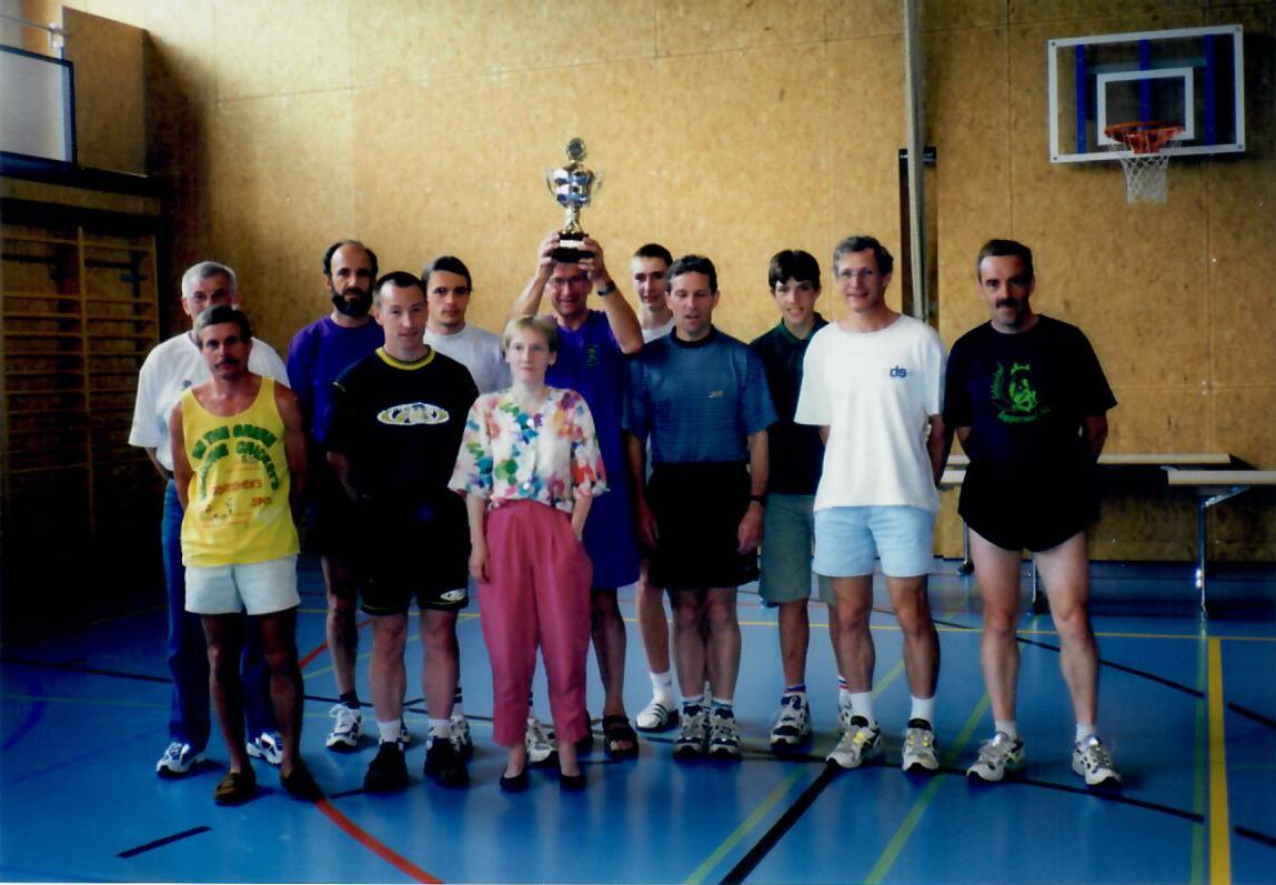 Hübi als Teil des siegreichen Teams am Gamperneylauf 1999